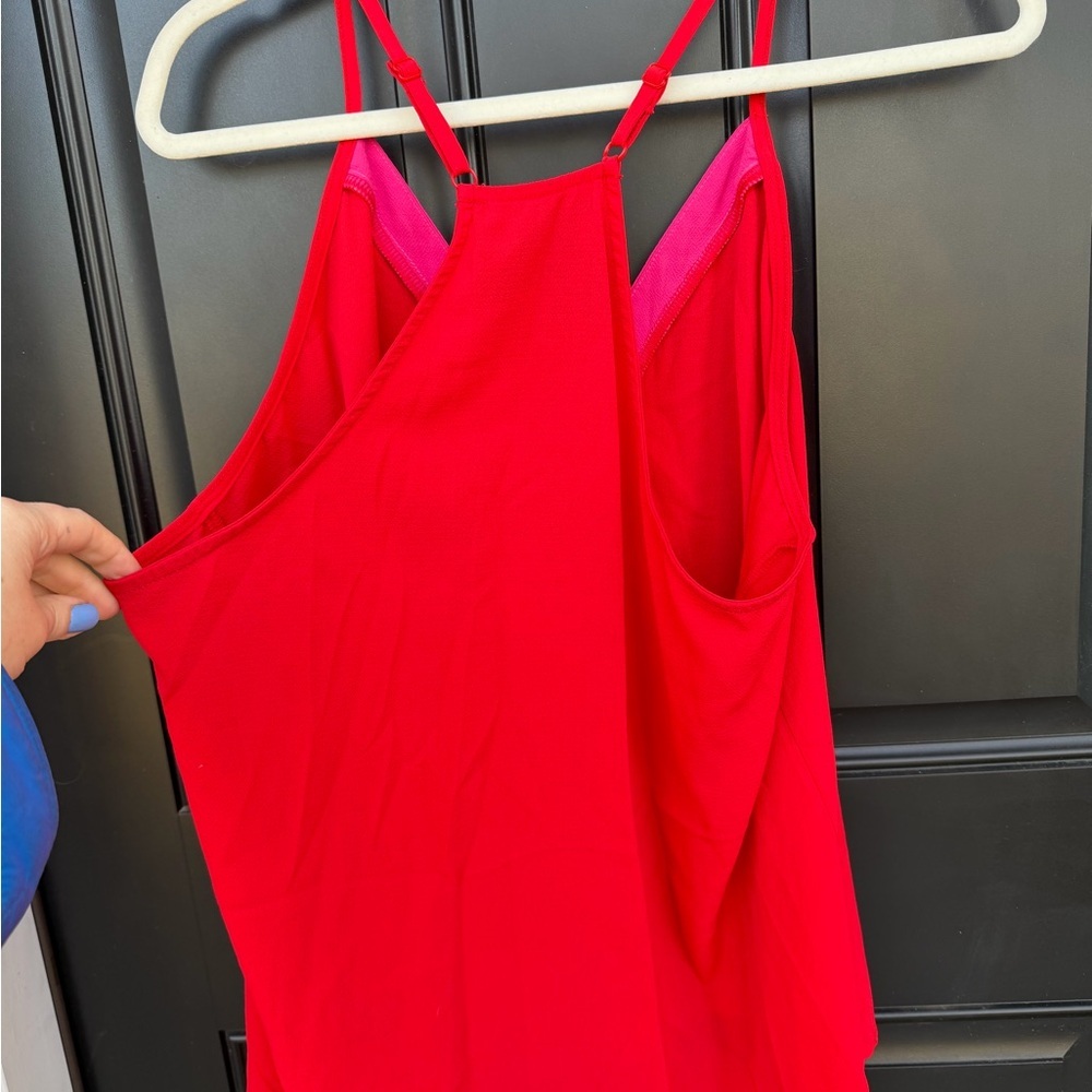 Red and Pink Sleeveless Top - Picture 4 of 4